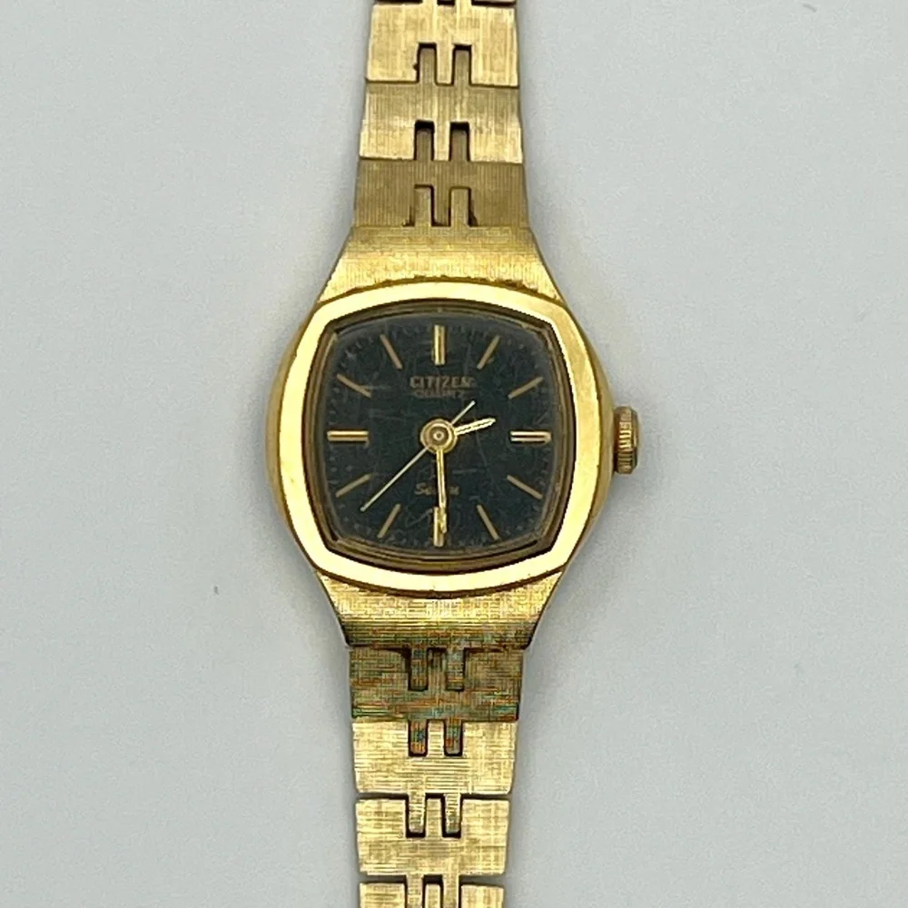 Citizen Vintage Rectangular Gold Plated Gold Black tones Ladies Watch Working